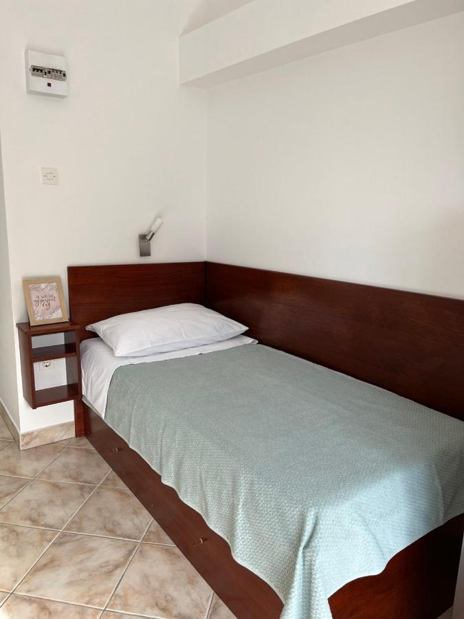 Apartments Marinovic Brzac ภายนอก รูปภาพ